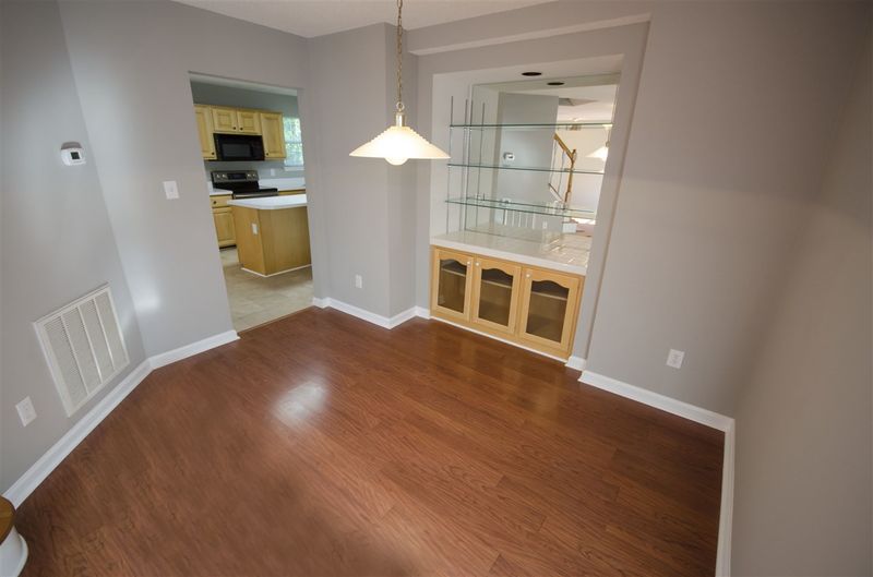 7404 Wisconsin Ct, Raleigh, NC 27615