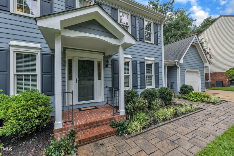 7405 Chippenham Ct, Raleigh, NC 27613