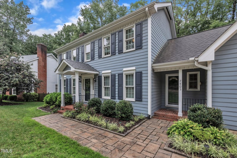 7405 Chippenham Ct, Raleigh, NC 27613
