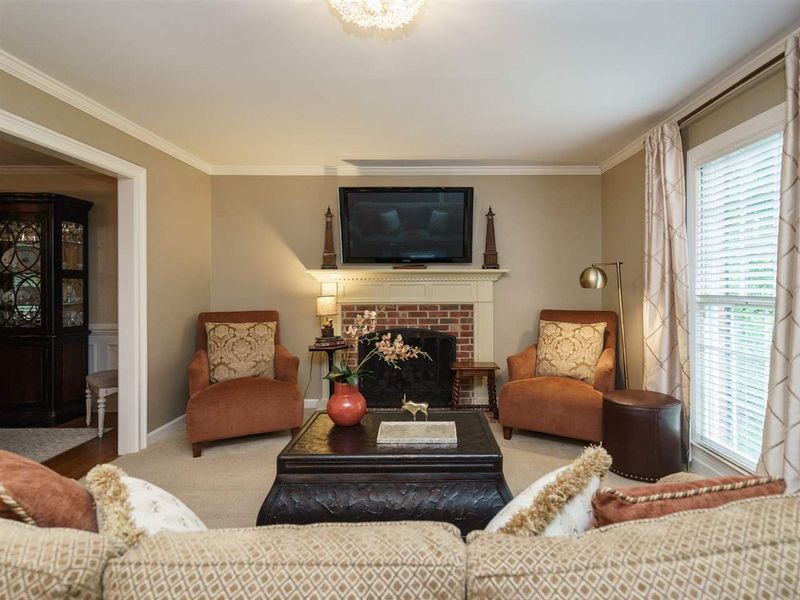 7405 Glendower Rd, Raleigh, NC 27613