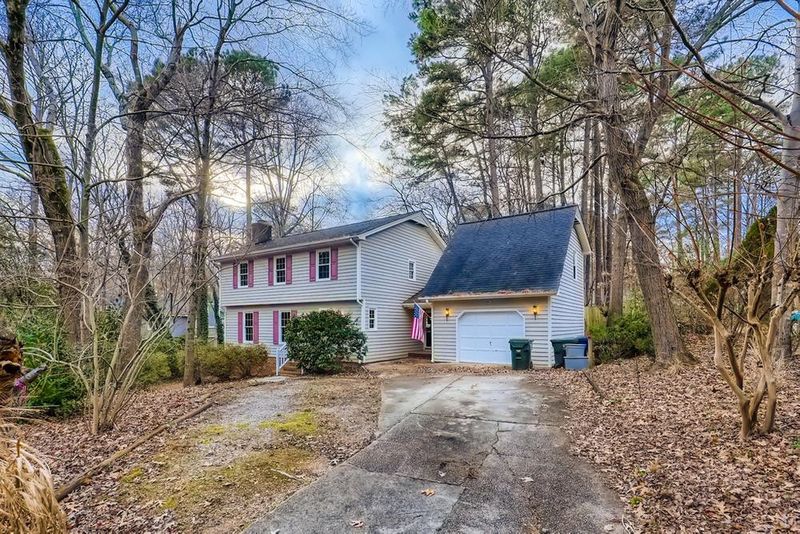 7405 Old Fox Trl, Raleigh, NC 27613