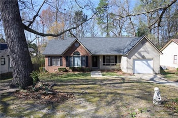 7406 Beaver Run Dr, Fayetteville, NC 28314