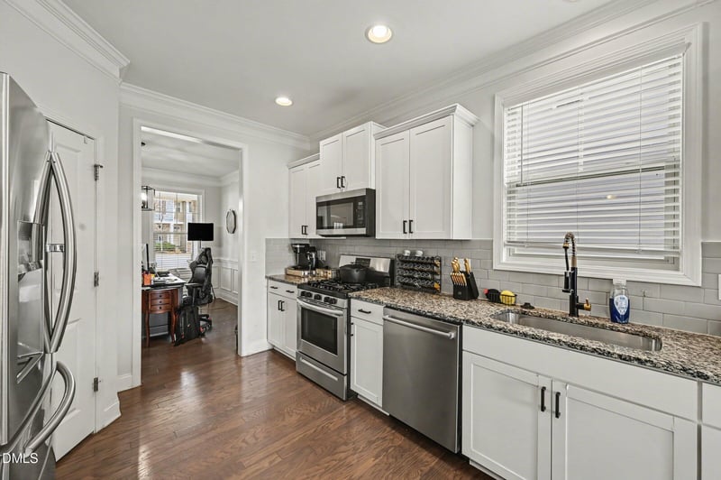 7407 Birchshire Dr, Raleigh, NC 27616