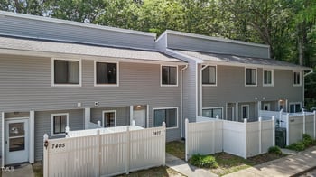 7407 Sandy Creek Dr, Raleigh, NC 27615