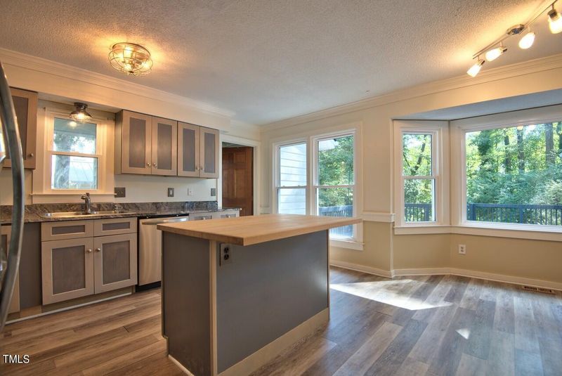 7408 Deer Track Dr, Raleigh, NC 27613