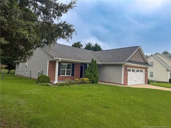 7408 Paxton Dr, Fayetteville, NC 28303