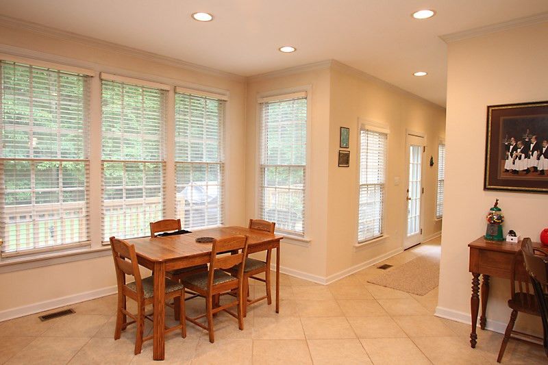 7409 Lakefall Dr, Wake Forest, NC 27587