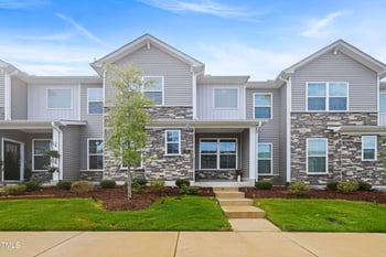 741 Andrade Dr, Fuquay Varina, NC 27526