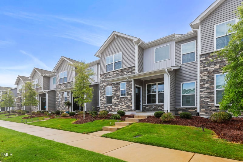 741 Andrade Dr, Fuquay Varina, NC 27526
