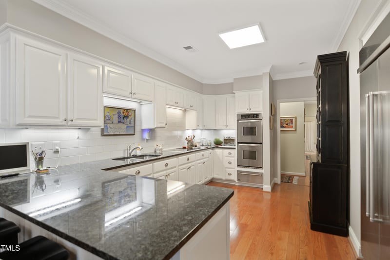 741 Bishops Park Dr #105, Raleigh, NC 27605