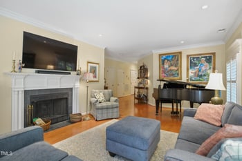 741 Bishops Park Dr #105, Raleigh, NC 27605