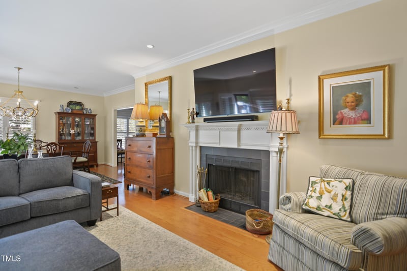 741 Bishops Park Dr #105, Raleigh, NC 27605