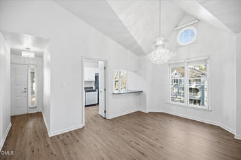 741 Bishops Park Dr #303, Raleigh, NC 27605