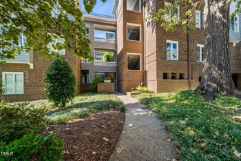 741 Bishops Park Dr #306, Raleigh, NC 27605