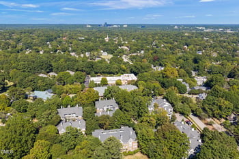 741 Bishops Park Dr #306, Raleigh, NC 27605