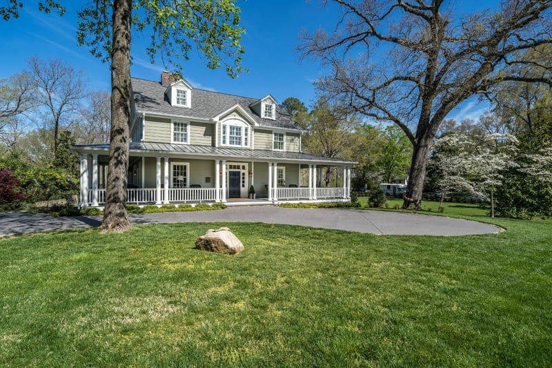 741 Franklin St, Chapel Hill, NC 27514