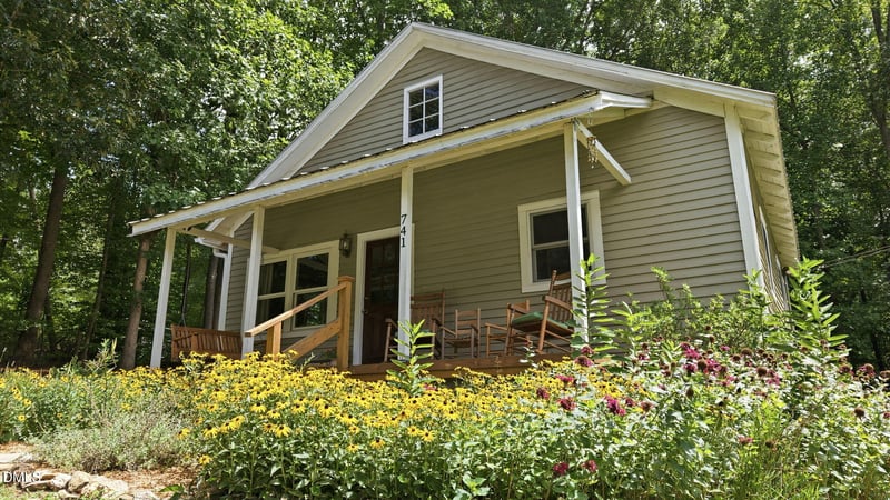 741 Latimer St, Hillsborough, NC 27278