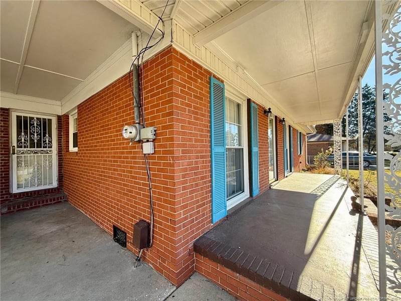 741 Newport Rd, Fayetteville, NC 28314