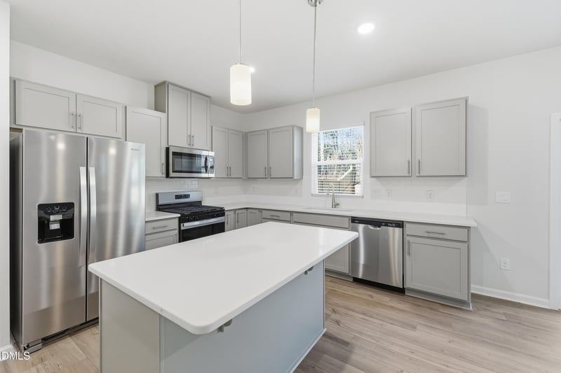 741 Richardson Dr, Sanford, NC 27330