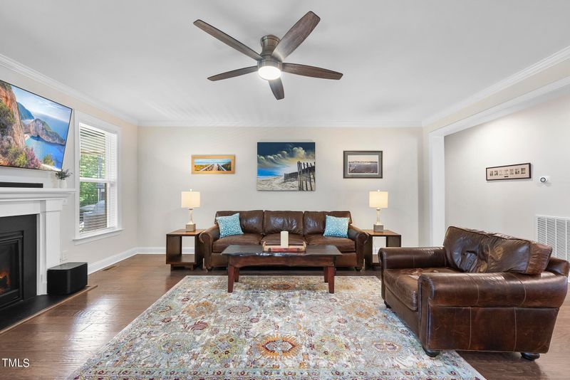 7416 Laurel Crest Dr, Wake Forest, NC 27587