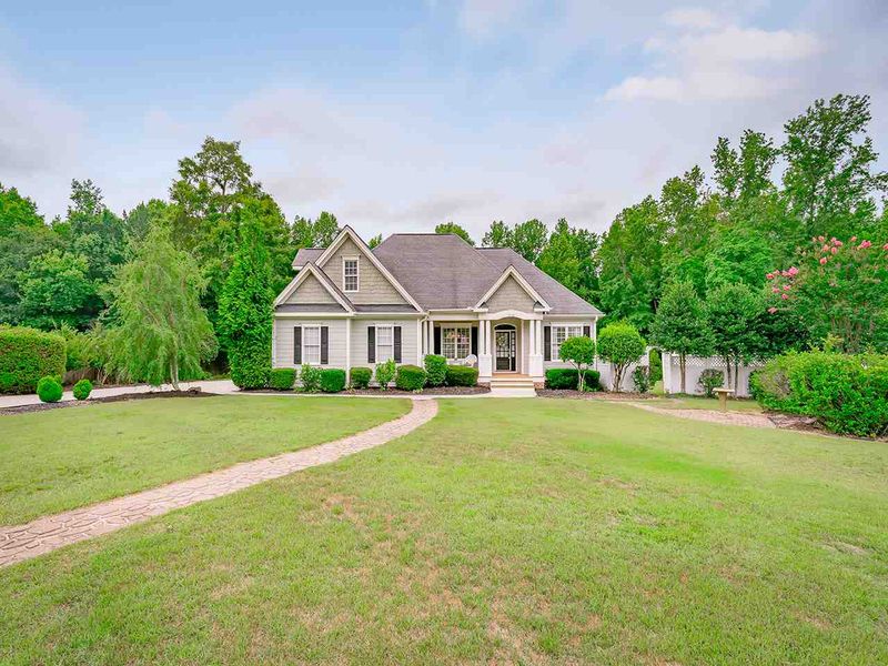 7416 Pine Summit Dr, Fuquay Varina, NC 27526