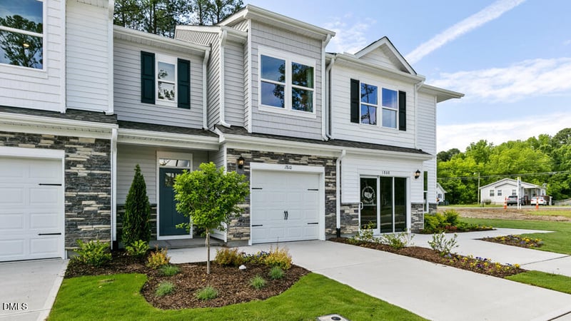 7418 Bourbon Briar Dr, Raleigh, NC 27604