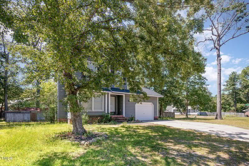 742 Glen Reilly Dr, Fayetteville, NC 28314