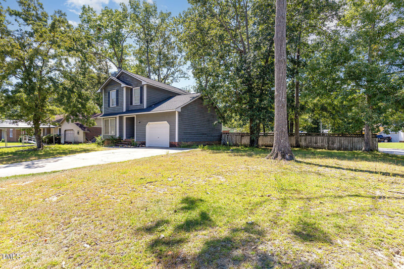742 Glen Reilly Dr, Fayetteville, NC 28314