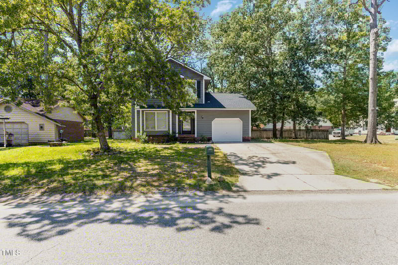 742 Glen Reilly Dr, Fayetteville, NC 28314