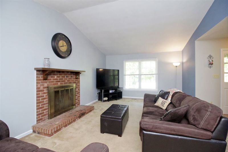 7420 Post Oak Rd, Raleigh, NC 27615