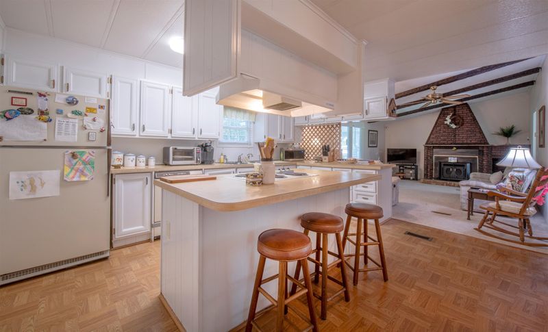 7424 Riley Hill Rd, Zebulon, NC 27597
