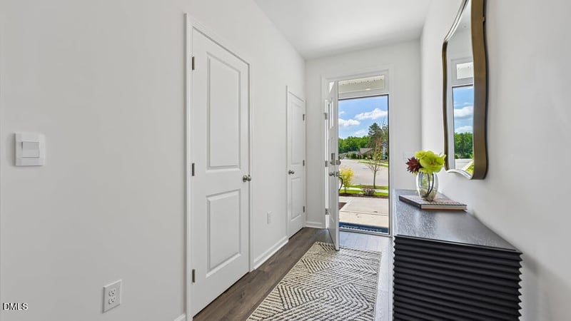 7425 Bourbon Briar Dr, Raleigh, NC 27604