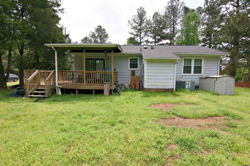 7425 Buck Rd, Wendell, NC 27591