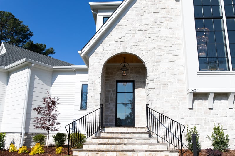 7425 Grist Mill Rd, Raleigh, NC 27615