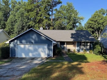 7426 Beaver Run Dr, Fayetteville, NC 28314