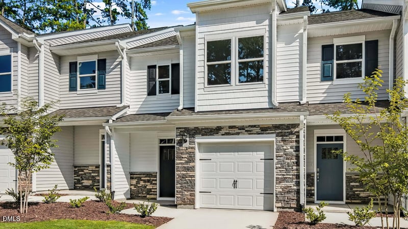 7426 Bourbon Briar Dr, Raleigh, NC 27604
