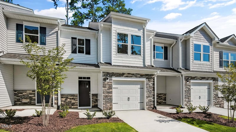 7426 Bourbon Briar Dr, Raleigh, NC 27604