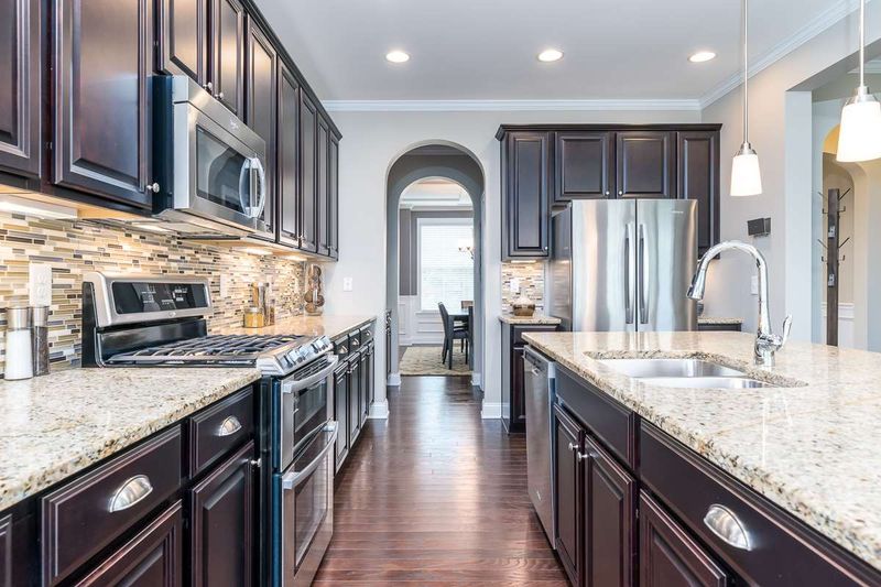 7429 Bedford Ridge Dr, Apex, NC 27539