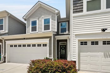 743 Creekway Dr, Fuquay Varina, NC 27526