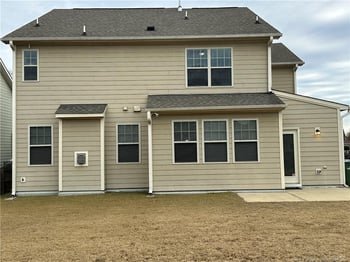 743 Shoals Lake Dr, Fuquay Varina, NC 27526