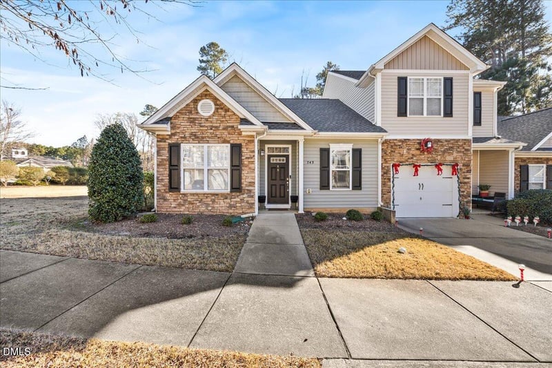 743 Whitetail Creek Way, Fuquay Varina, NC 27526