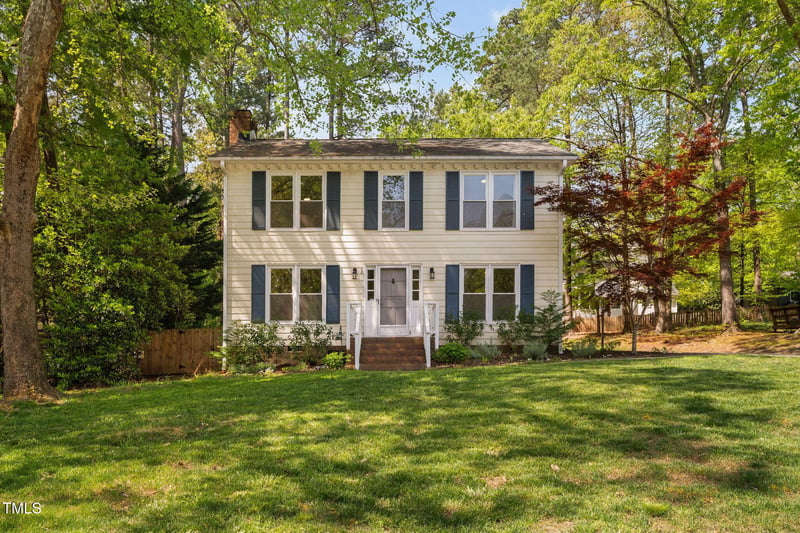 7433 Deer Track Dr, Raleigh, NC 27613
