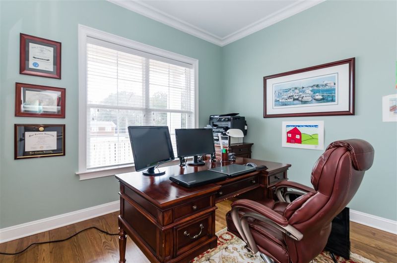 7436 Penny Rd, Raleigh, NC 27606