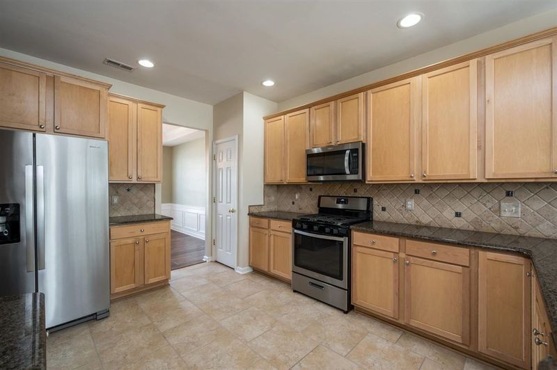 7439 Lagrange Dr, Raleigh, NC 27613