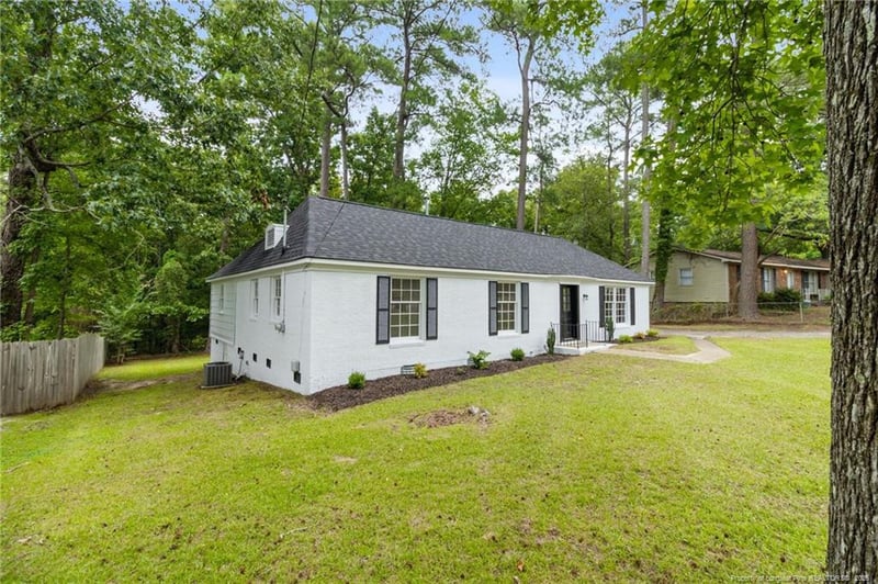 744 Buena Vista Dr, Fayetteville, NC 28311