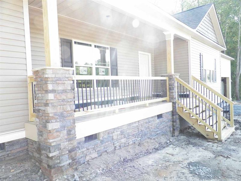 744 W Watson Rd, Benson, NC 27504