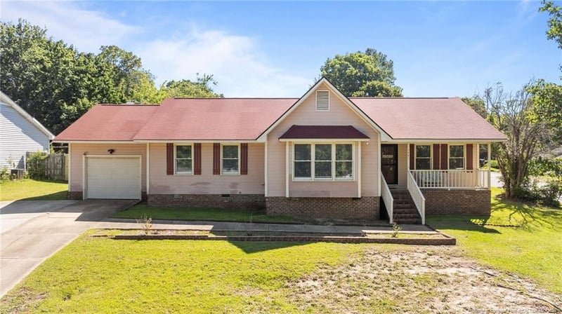 7441 Beaver Run Dr, Fayetteville, NC 28314