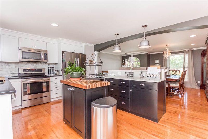 7449 Berkshire Downs Dr, Raleigh, NC 27616
