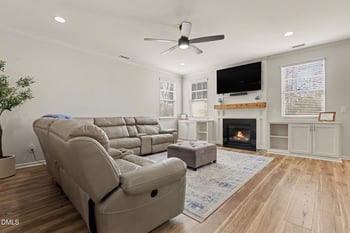 745 Lake Artesia Ln, Fuquay Varina, NC 27526