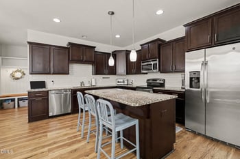 745 Lake Artesia Ln, Fuquay Varina, NC 27526